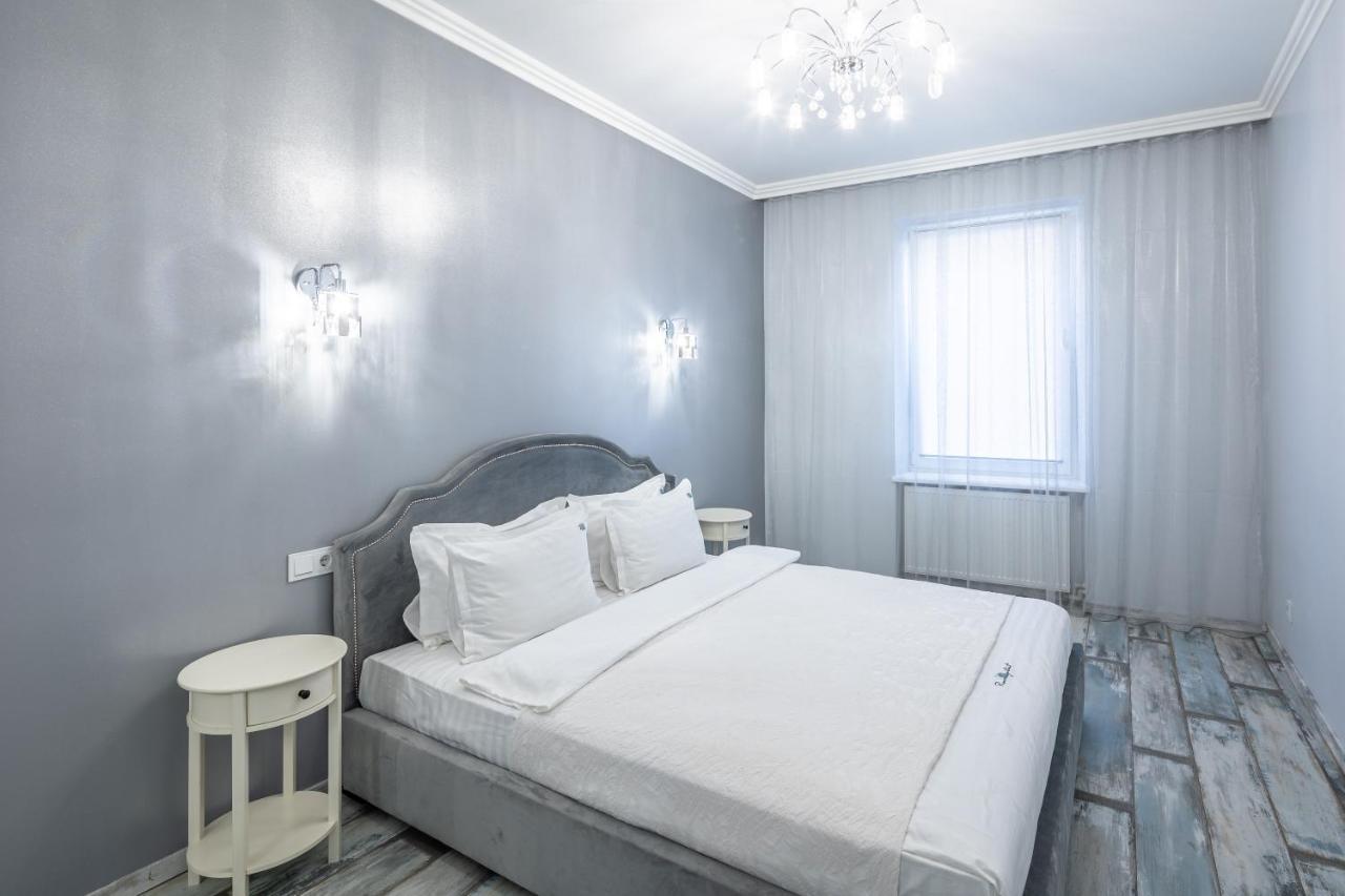 Romari Вічева 1 Appartement Lviv Buitenkant foto