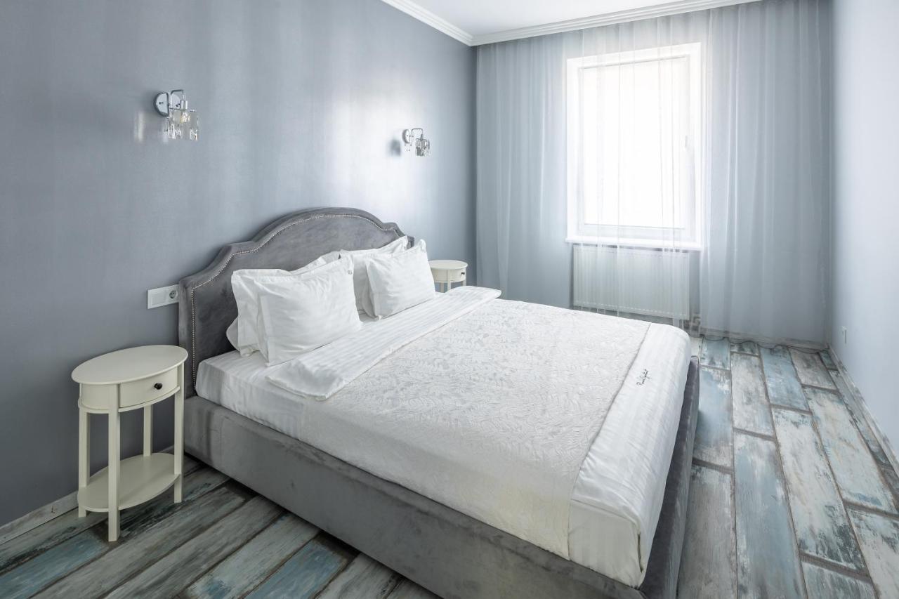 Romari Вічева 1 Appartement Lviv Buitenkant foto